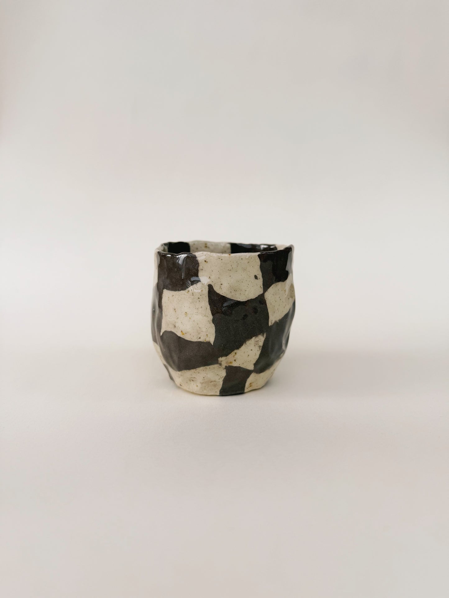 Tasse pincée Damier #2
