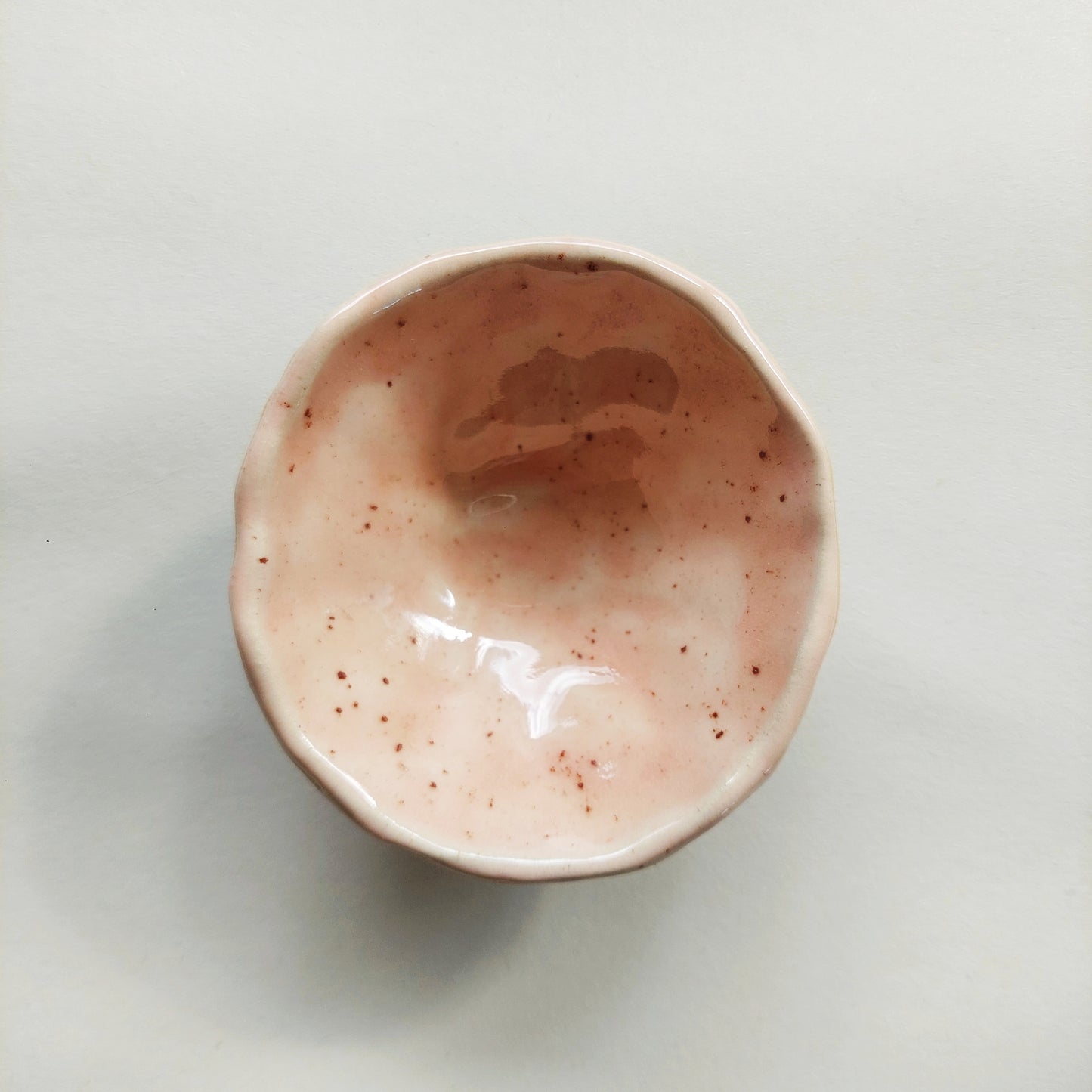 Petite coupelle pincée