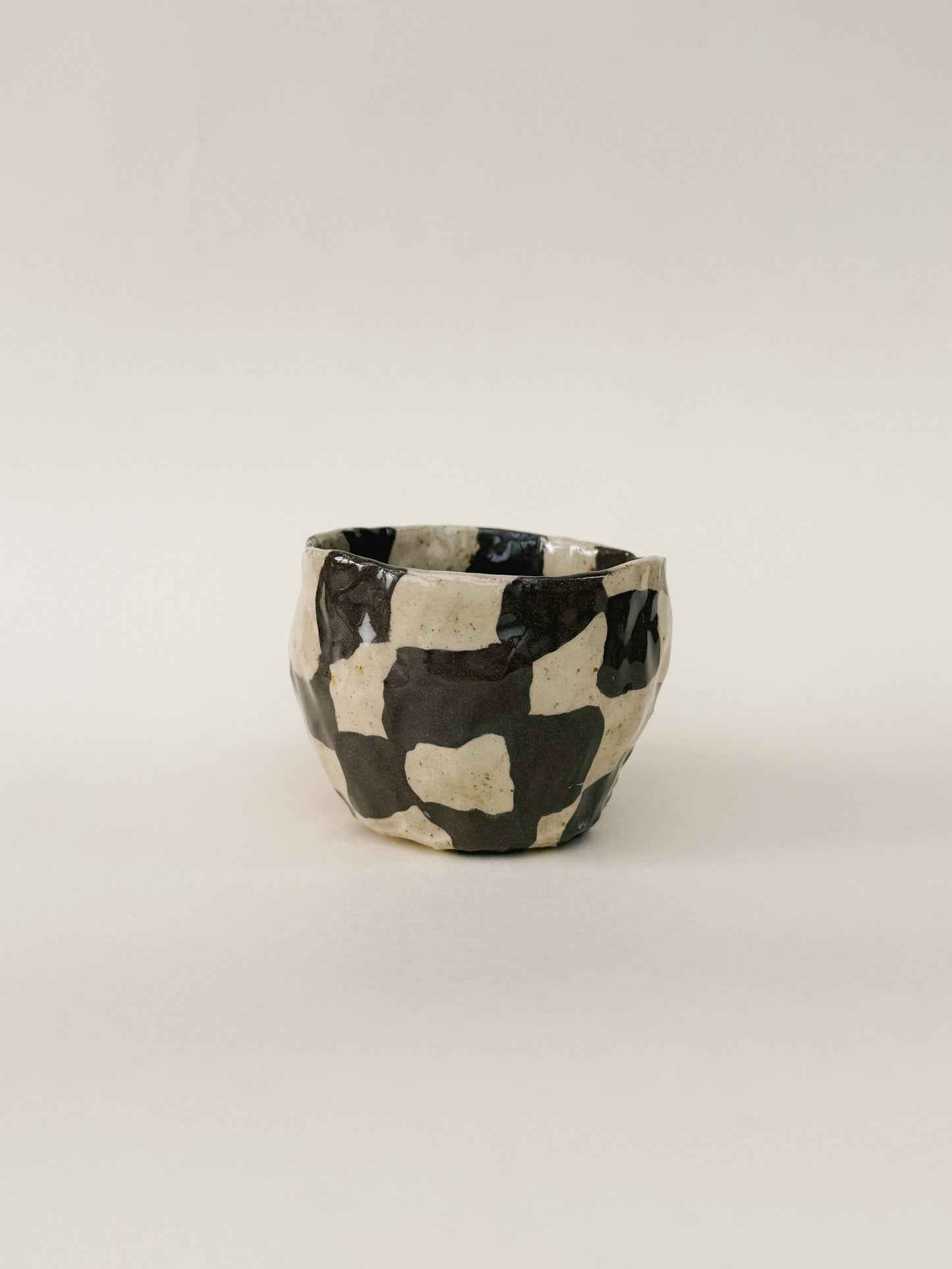 Tasse pincée Damier #1
