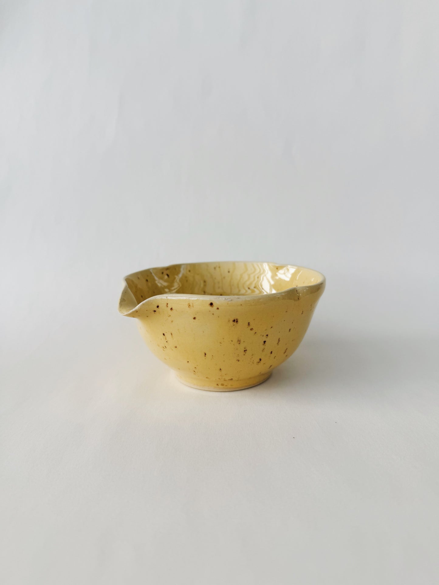Bol à matcha jaune
