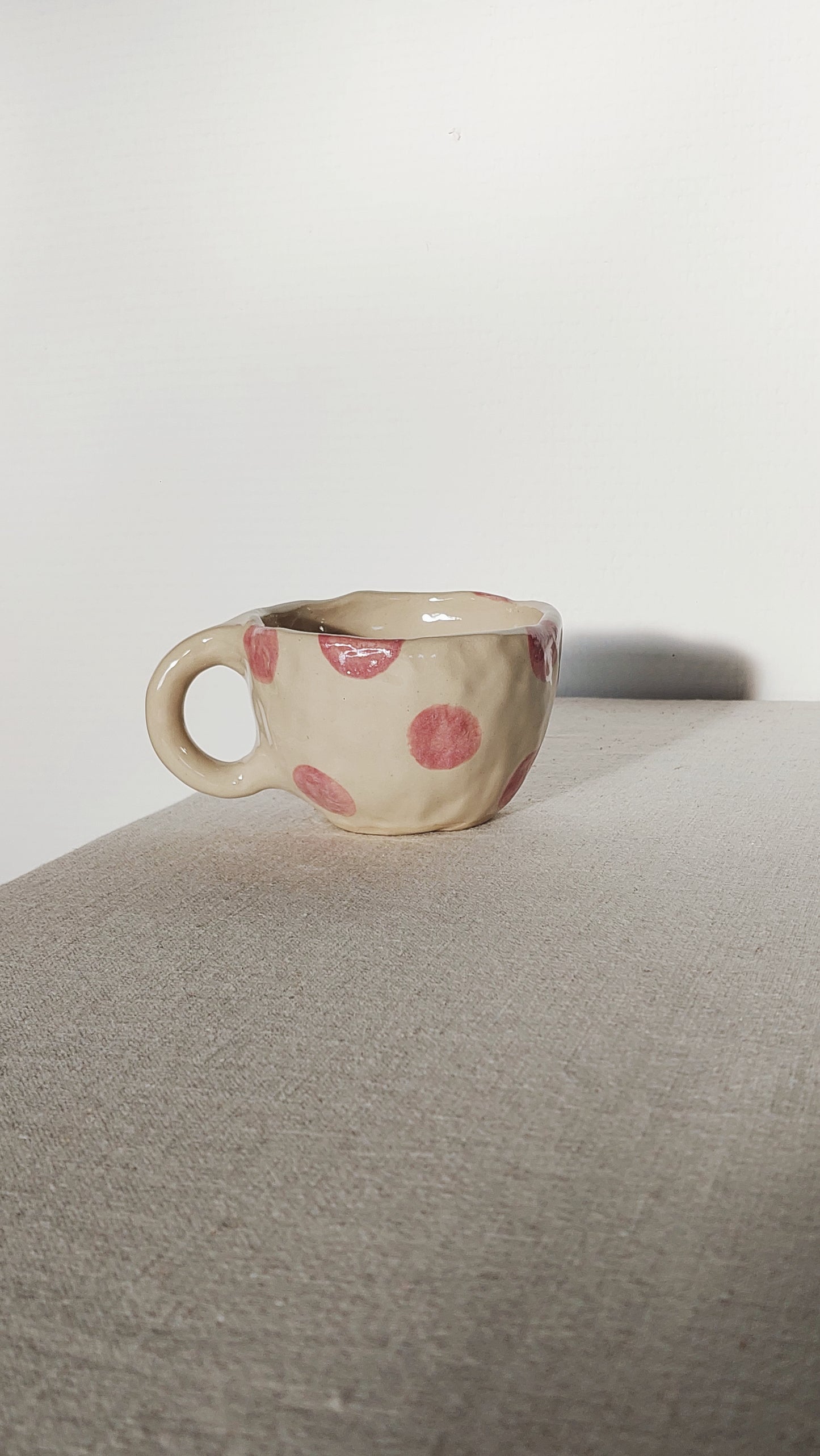 Set of 2 mini pinched mugs