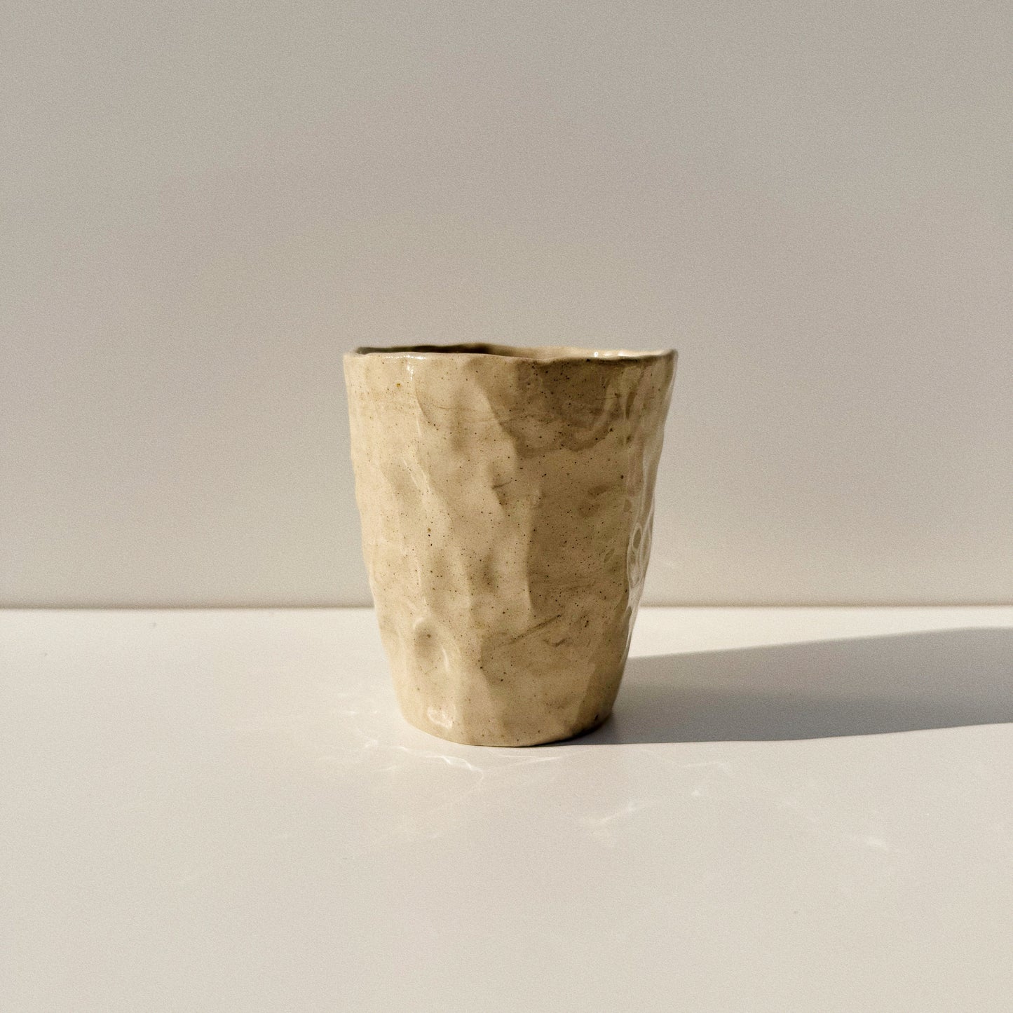 Tasse « pincée »