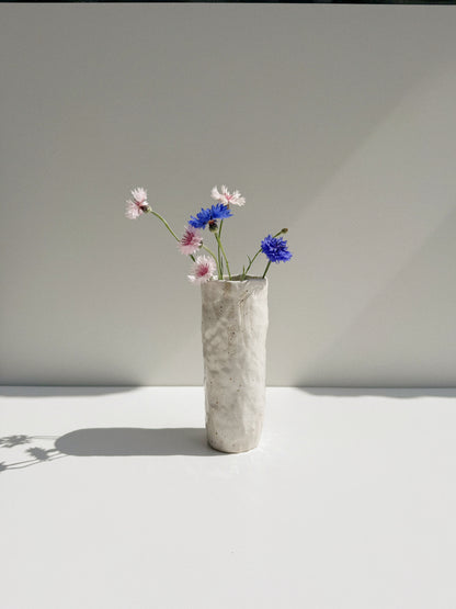 Vase pincé blanc #1
