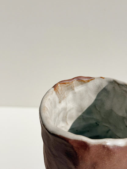 Vase pincé rouge