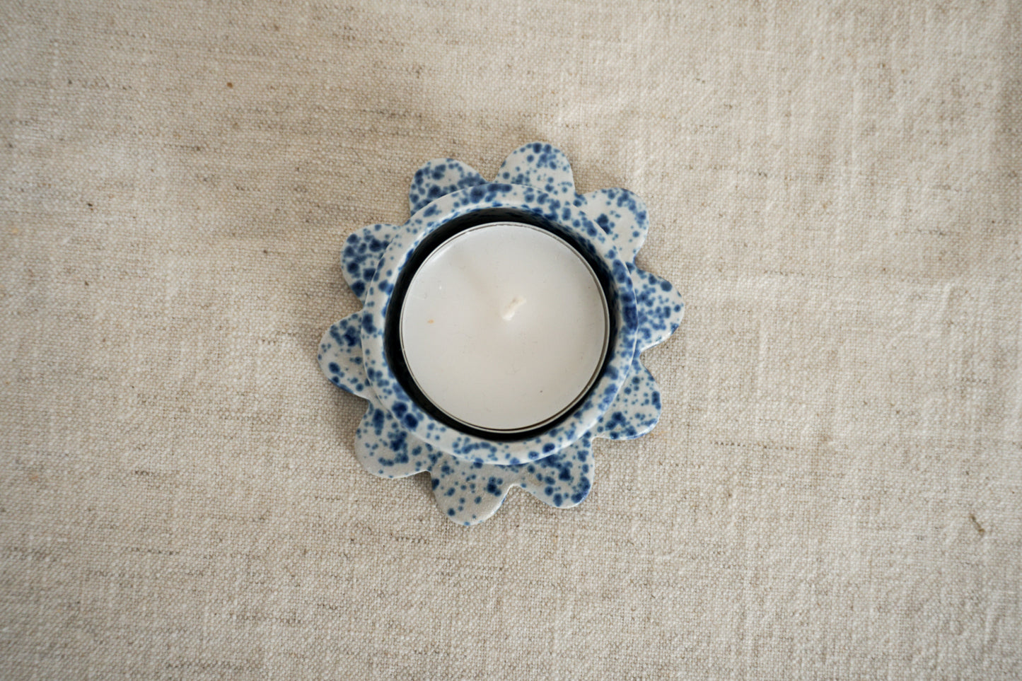 Flore Candle Holder (8 petals)