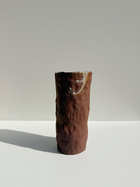 Vase pincé rouge